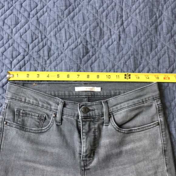 Levi 311 Shaping Skinny Jean - Picture 7 of 8